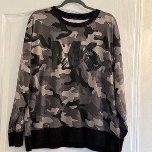 Michael Kors XL Camo Sweatshirt